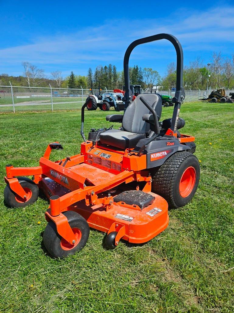 Kubota Z725 Lawn Tractor