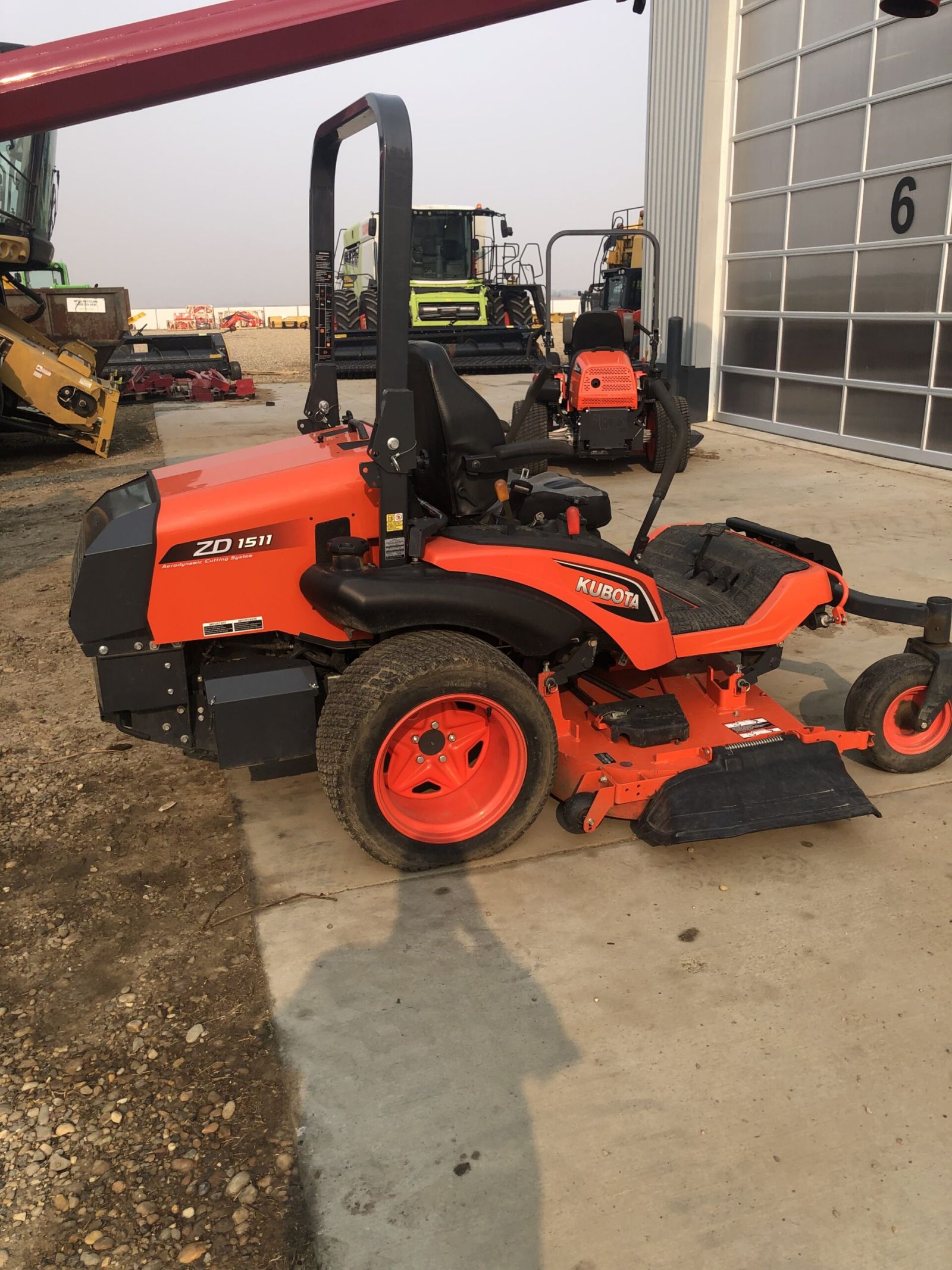 Kubota ZD1511LF Lawn Tractor