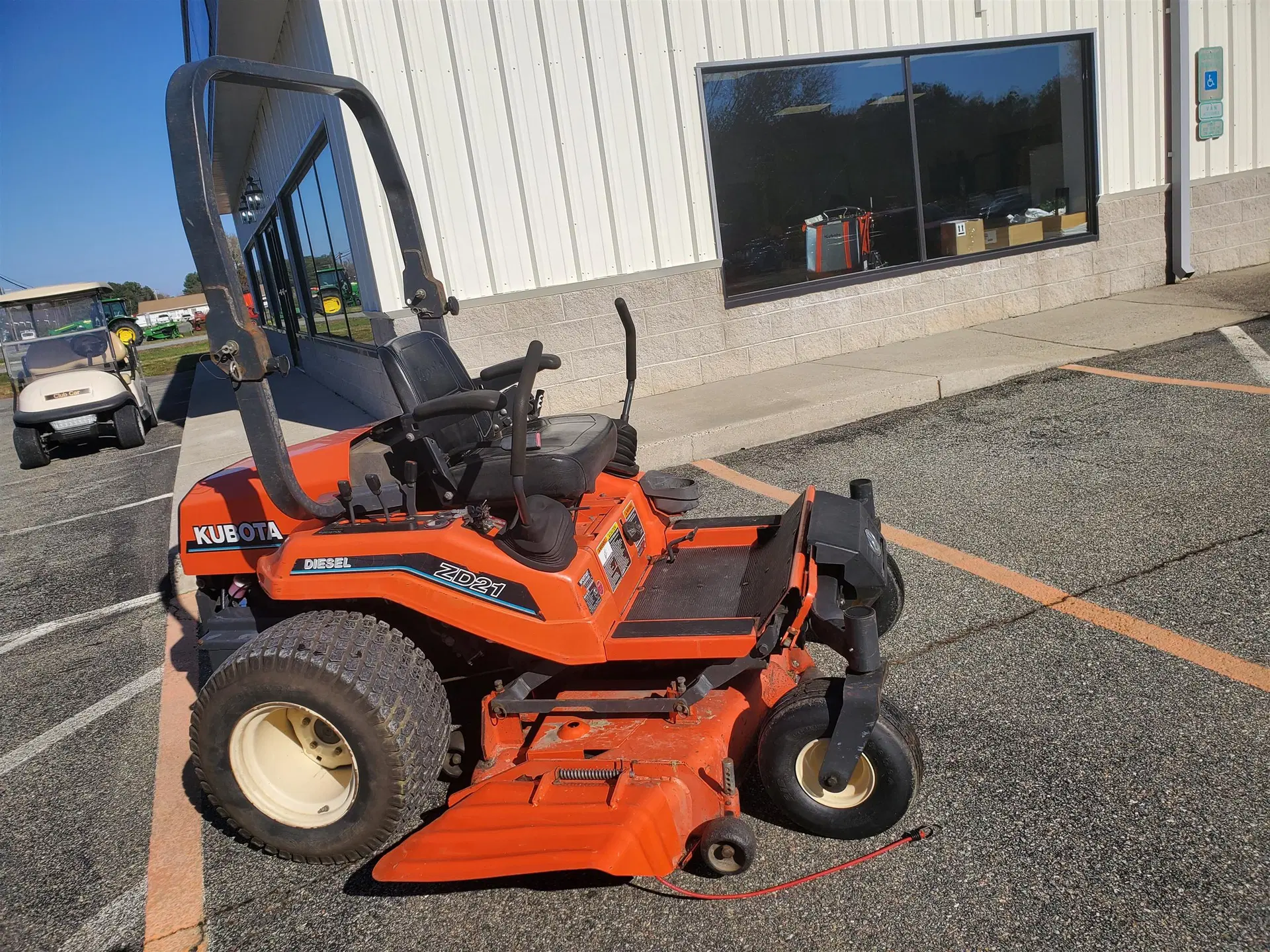 Kubota ZD21 Lawn Tractor