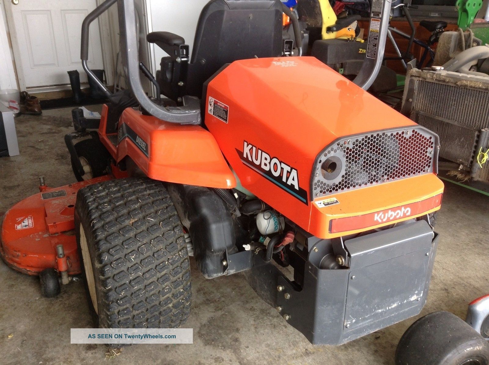 Kubota ZD28 Lawn Tractor