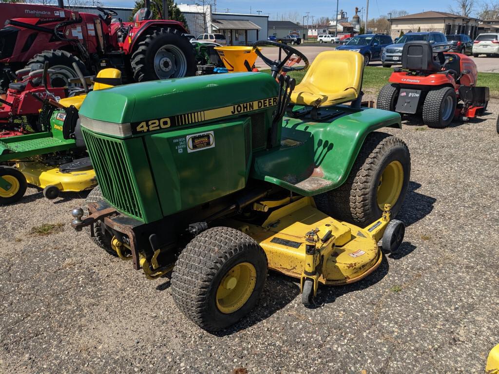 Lawn Chief 420 Lawn Tractor