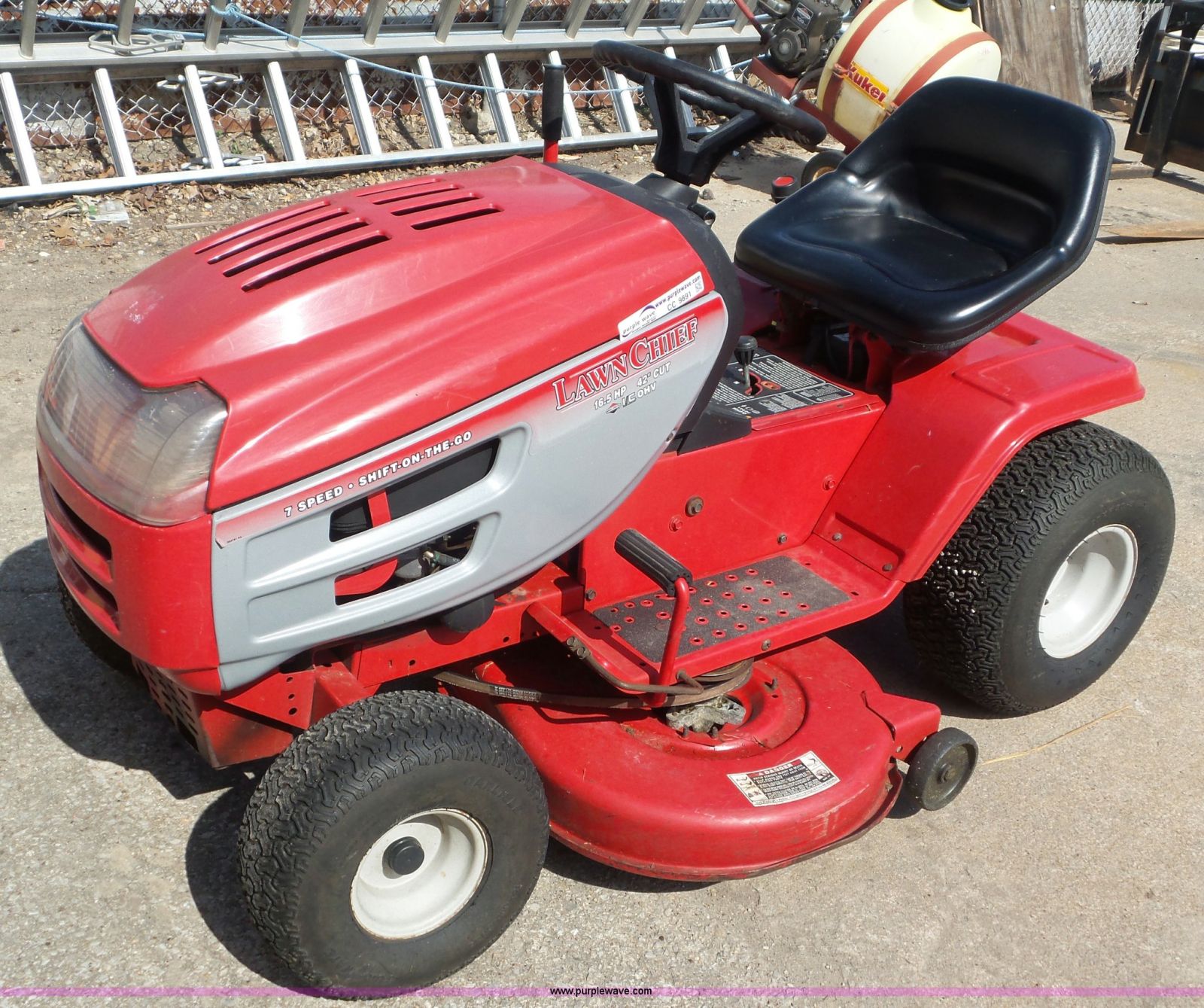 Lawn Chief 645 Lawn Tractor