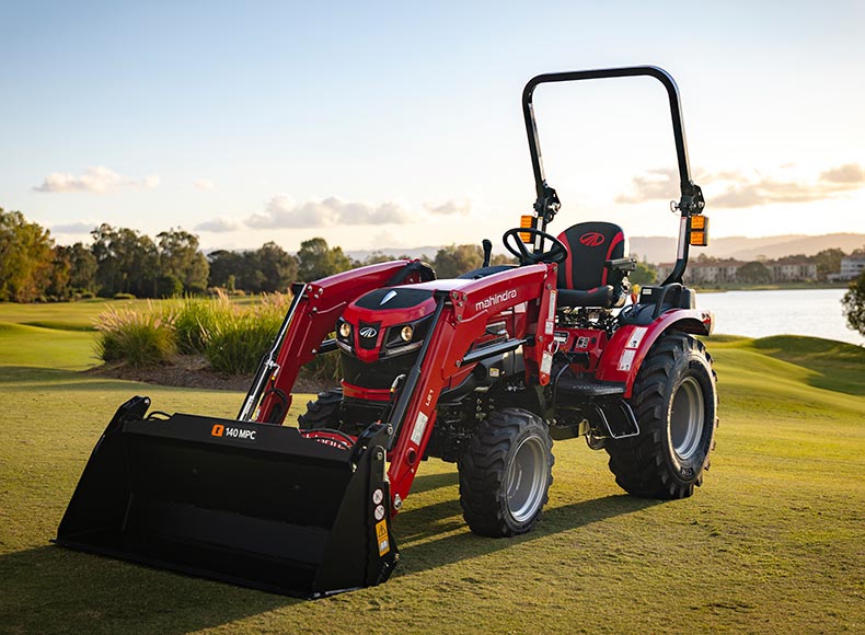 Mahindra 2126 — view 2