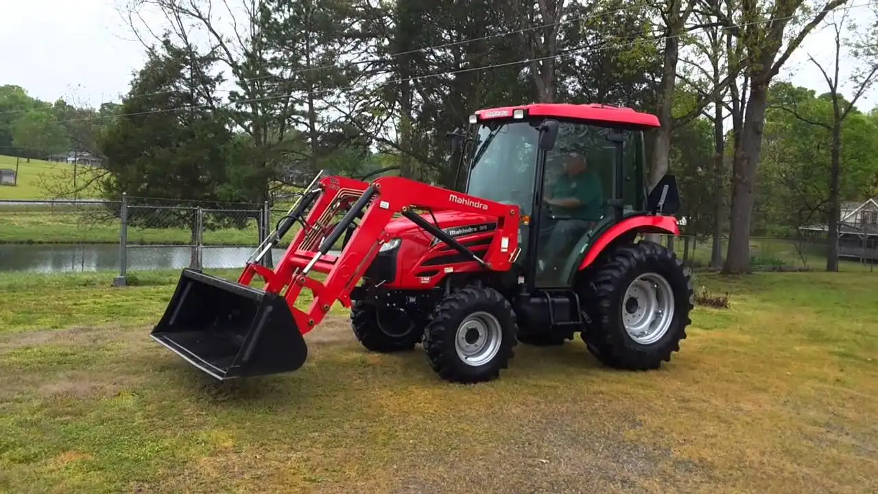 Mahindra 5010 — view 3