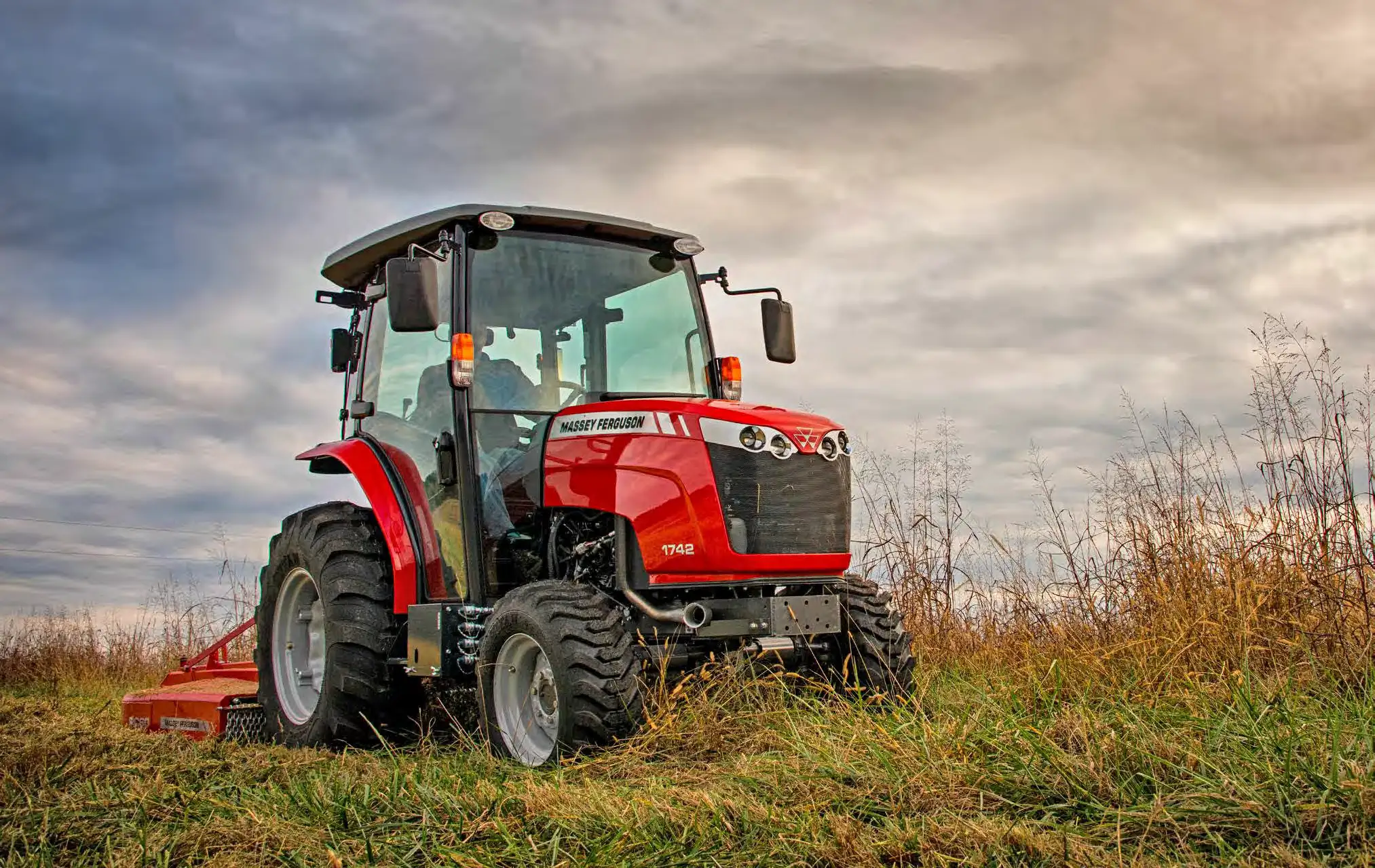 Massey Ferguson 1726E — view 3