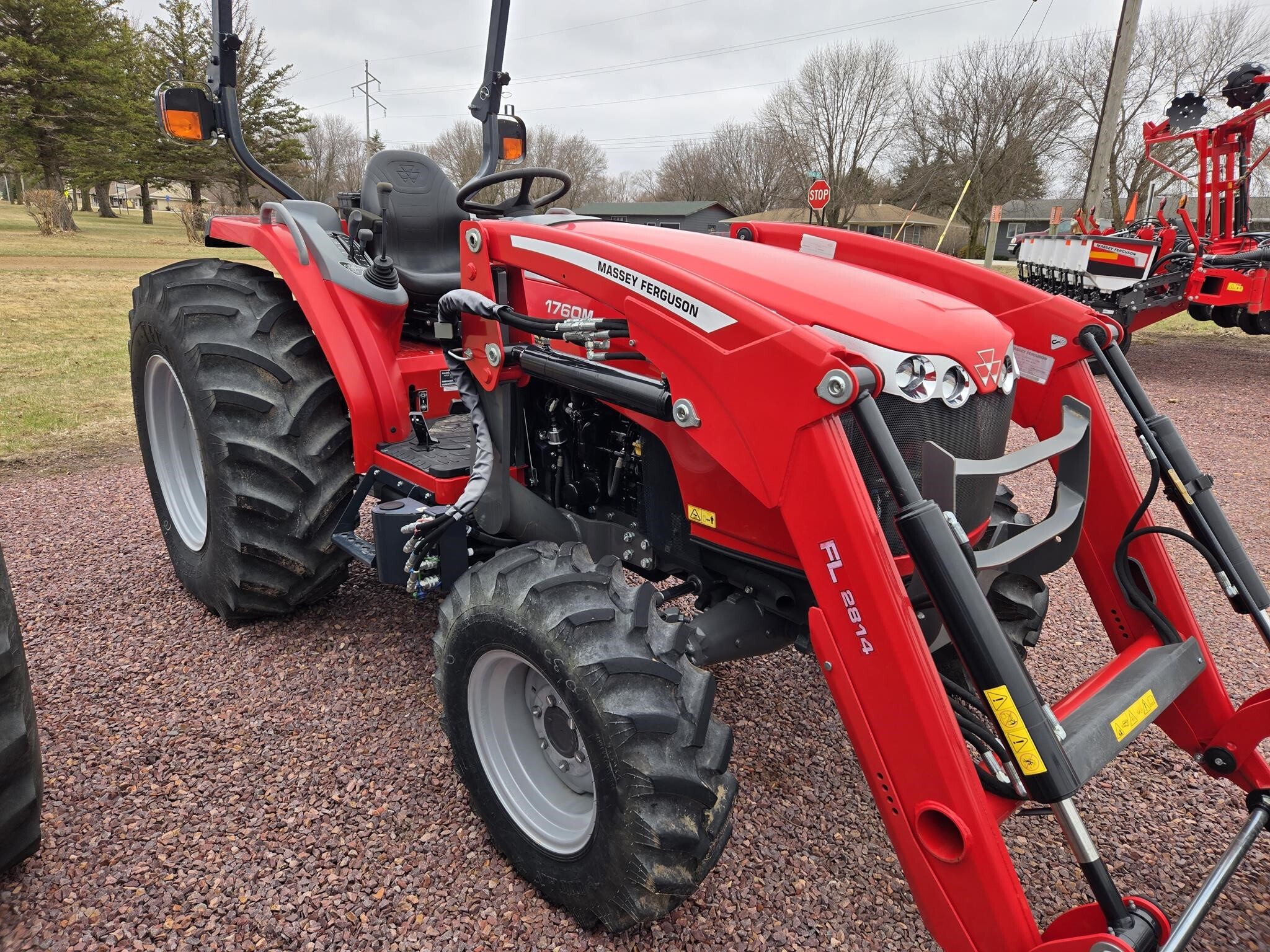 Massey Ferguson 1760M — view 2