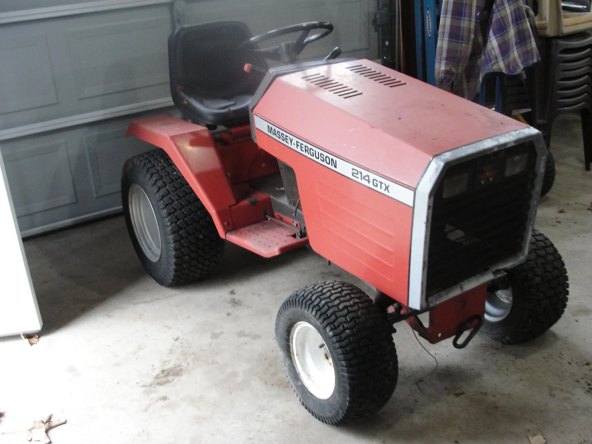 Massey Ferguson 214GTX