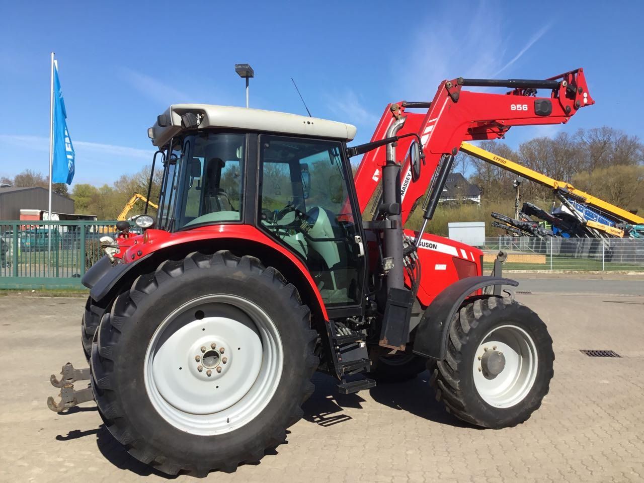Massey Ferguson 2205 Industrial Tractor