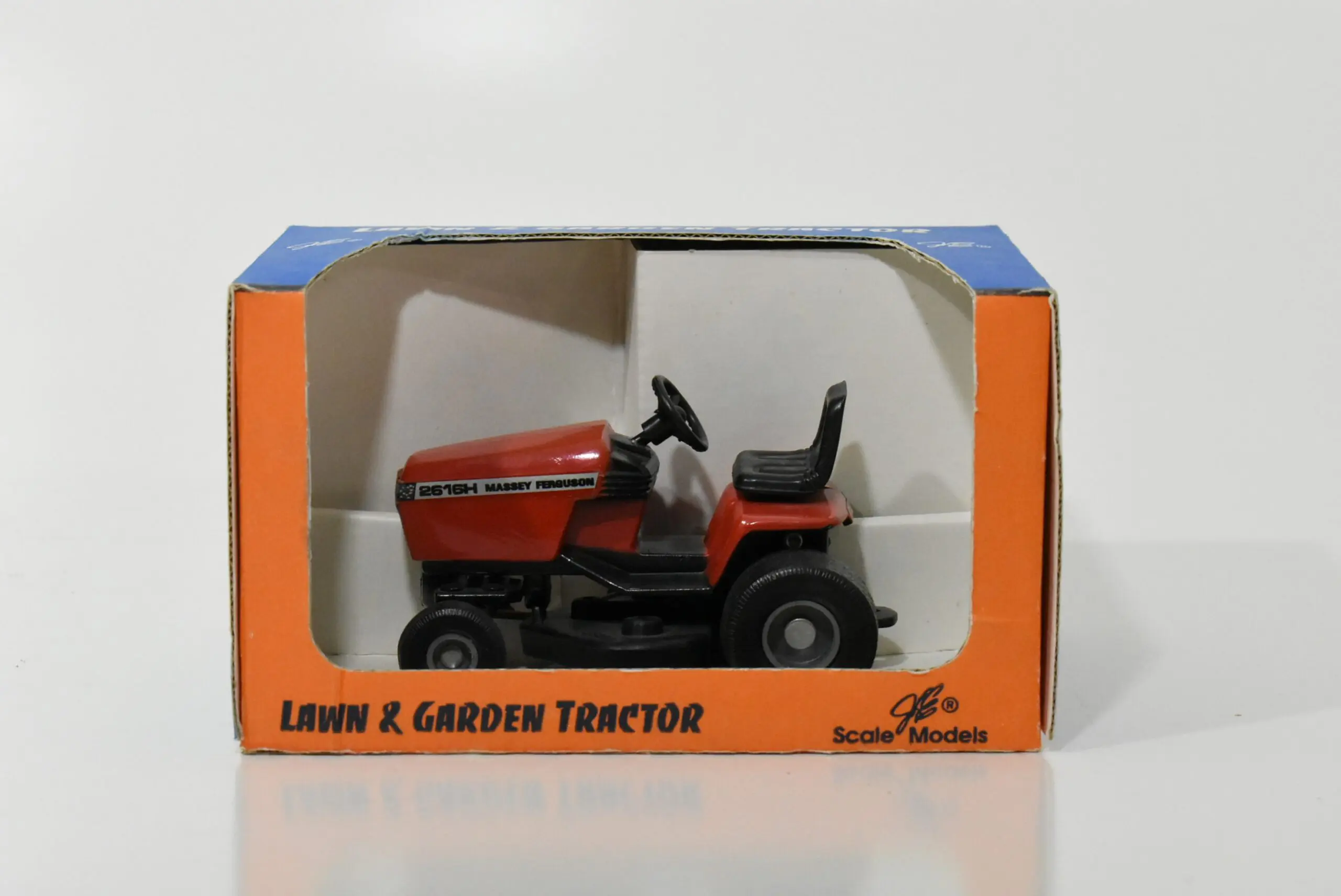 Massey Ferguson 2616H