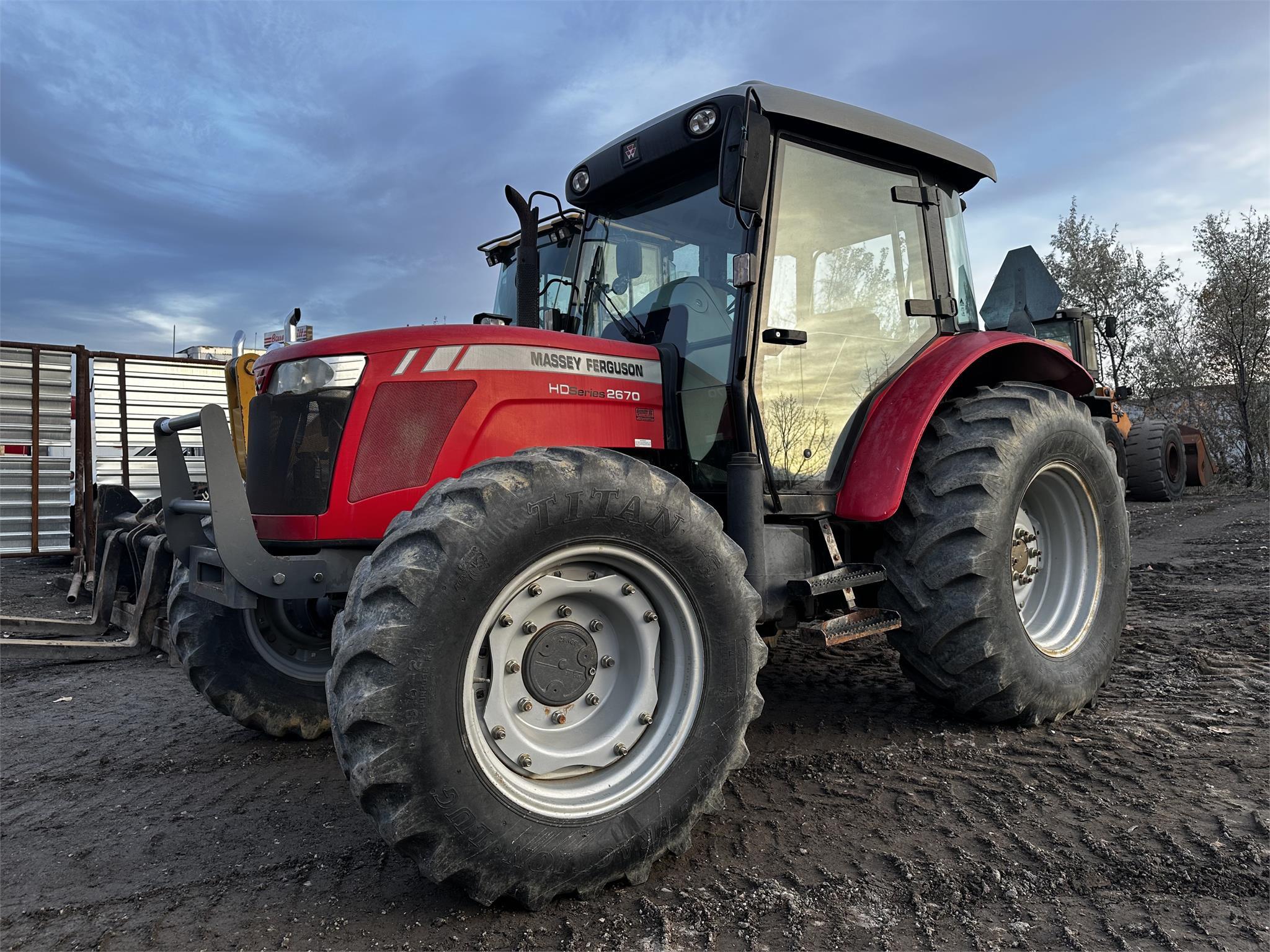 Massey Ferguson 2670LP — view 2