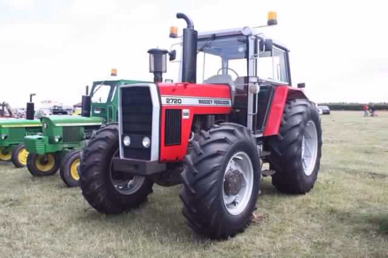 Massey Ferguson 2820 Lawn Tractor