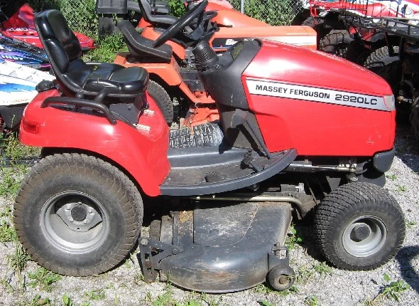 Massey Ferguson 2920LC