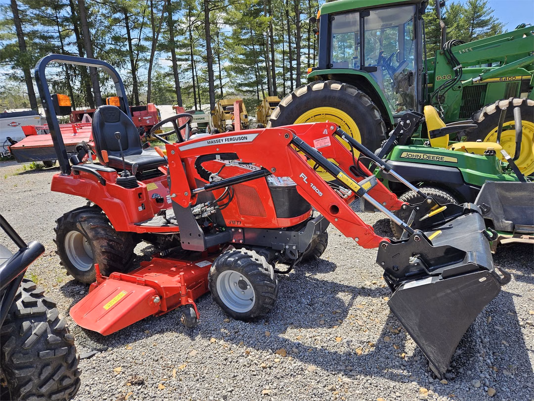 Massey Ferguson 3306 — view 3