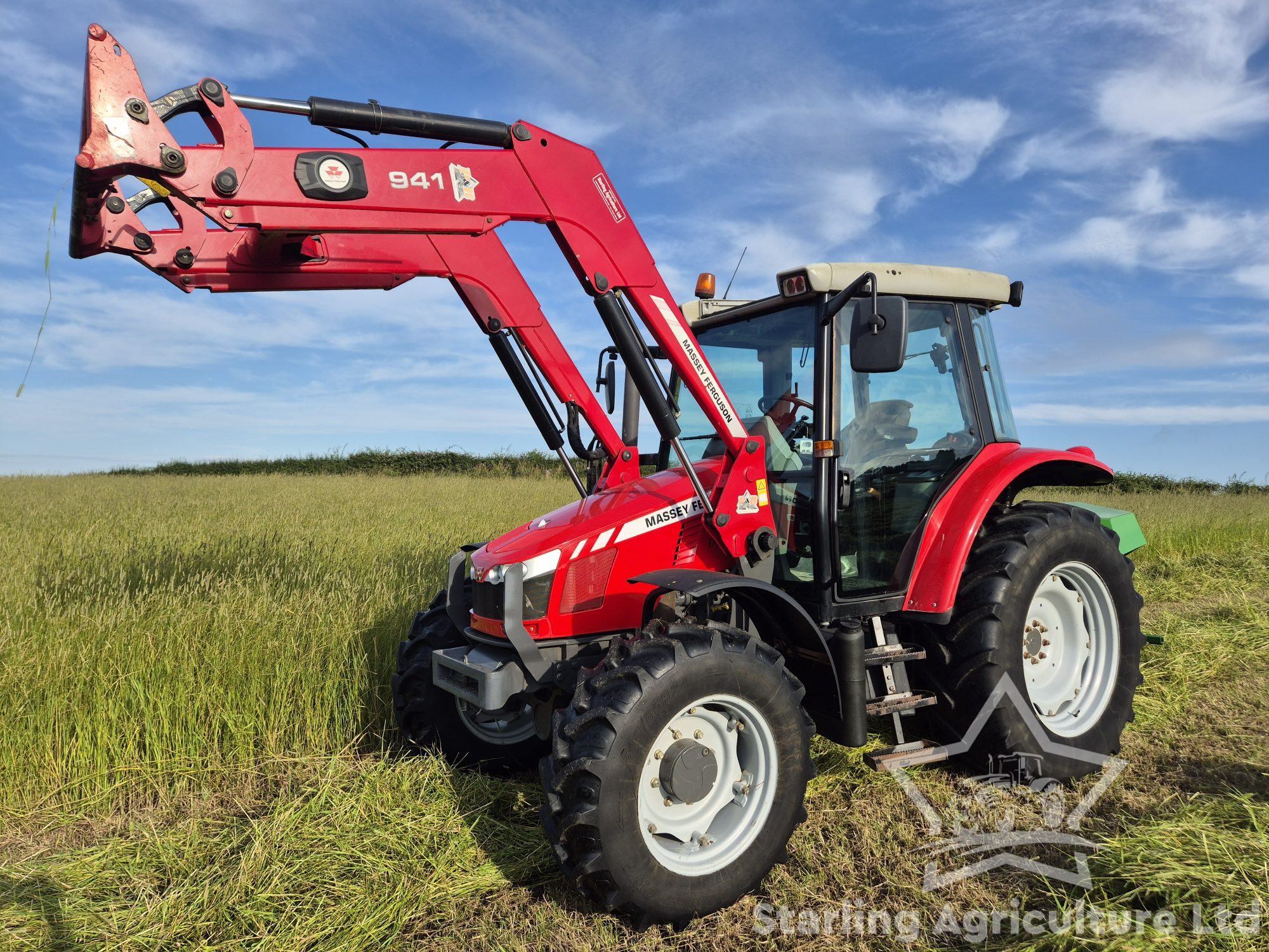 Massey Ferguson 5440 — view 3