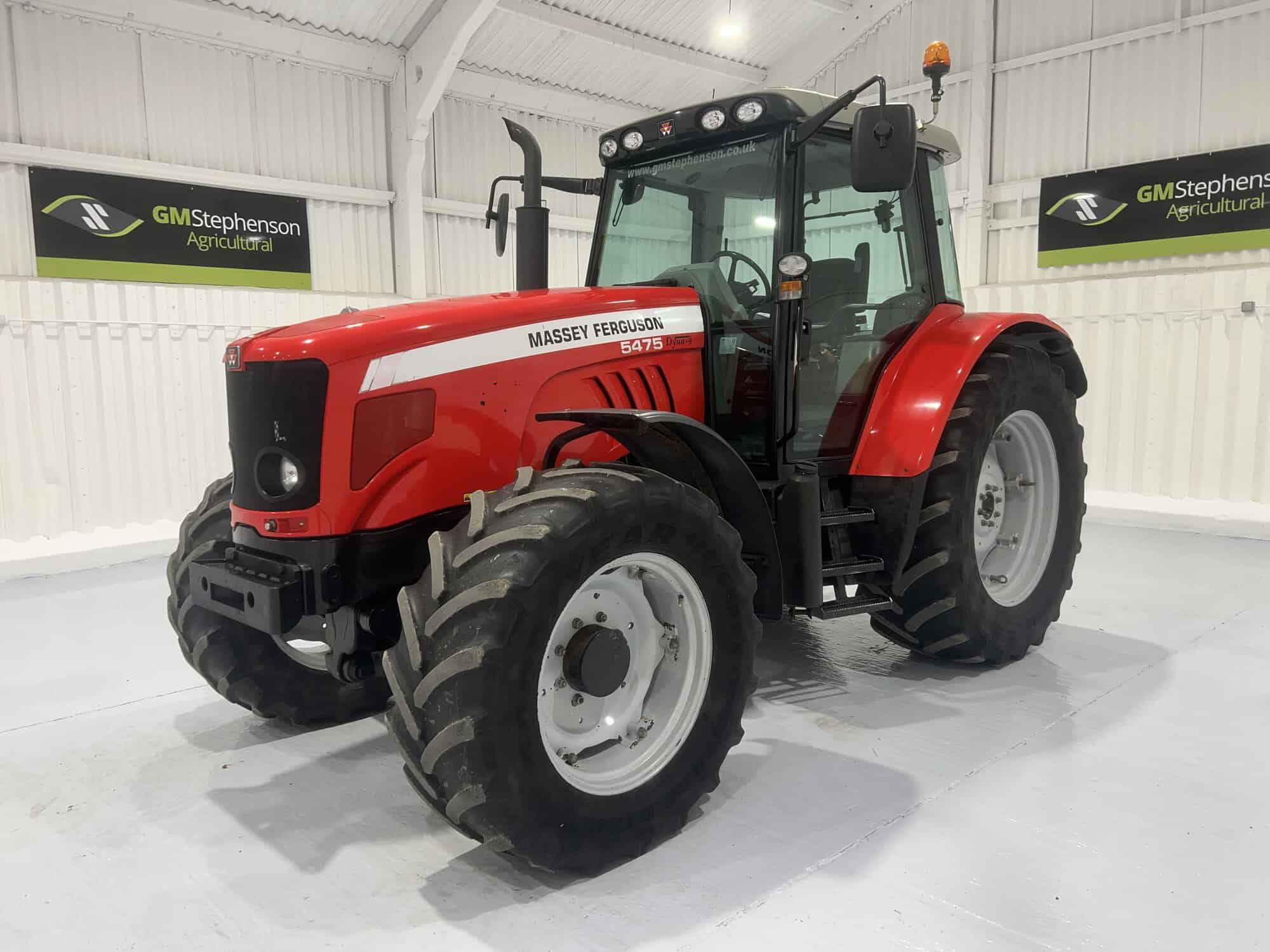 Massey Ferguson 5475 — view 3