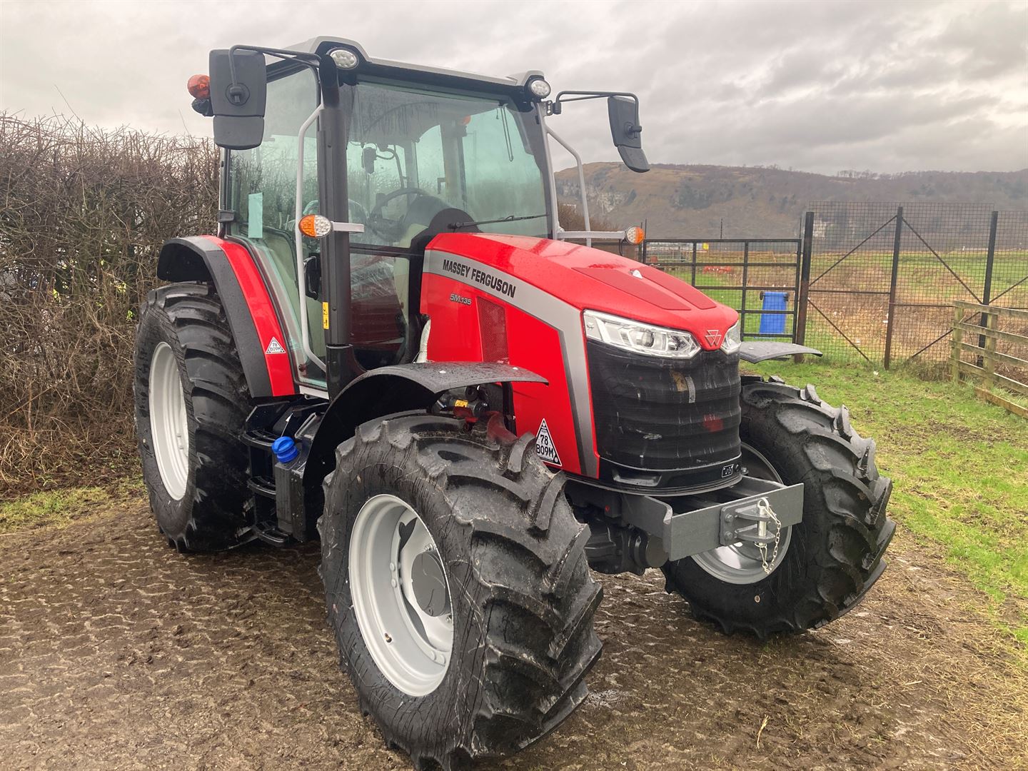 Massey Ferguson 5M.135 — view 2