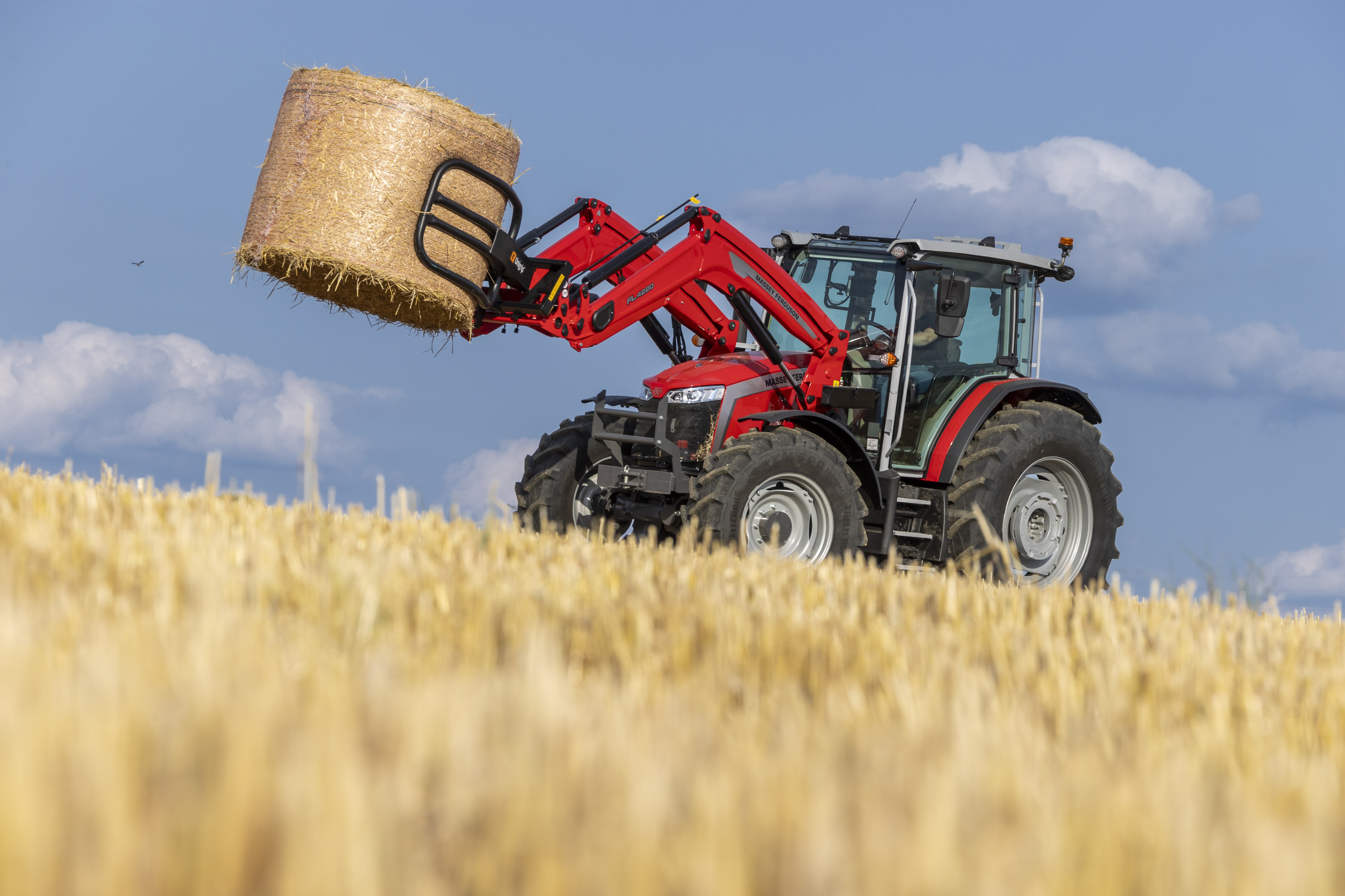 Massey Ferguson 5M.95 — view 2