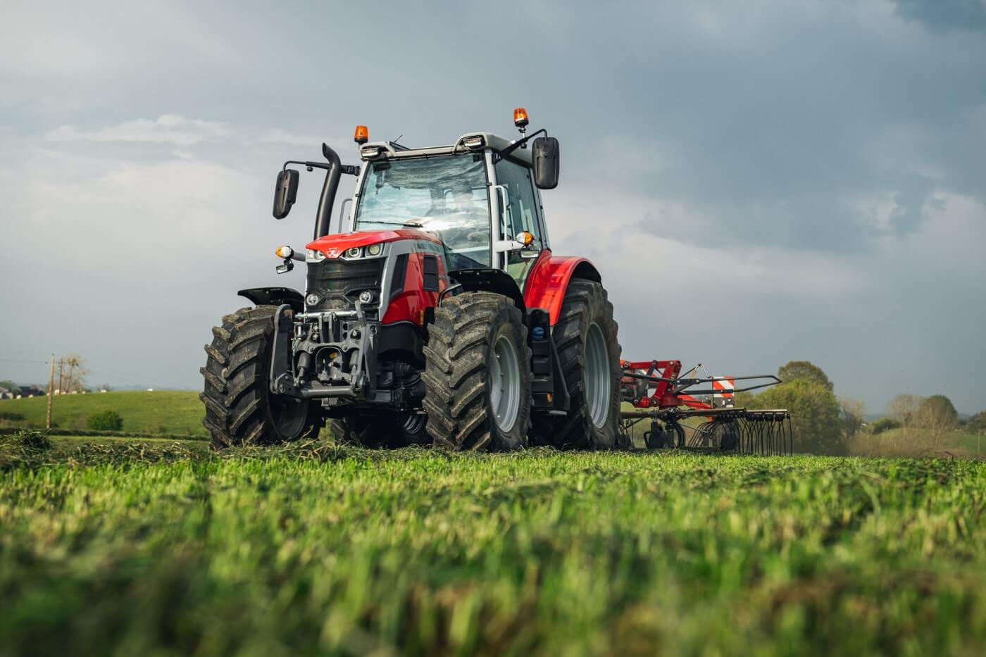 Massey Ferguson 6S.145 — view 3