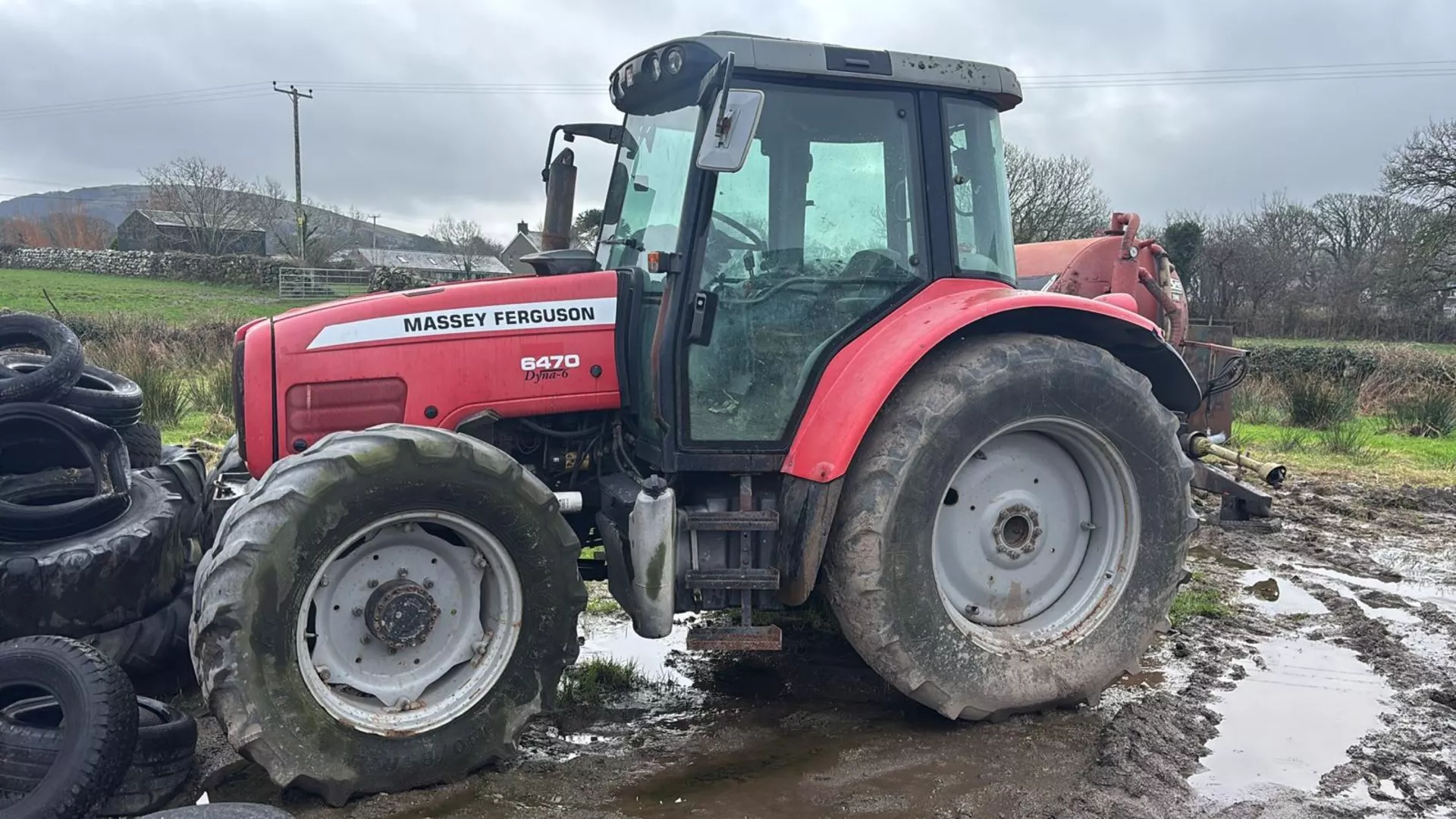 Massey Ferguson 832