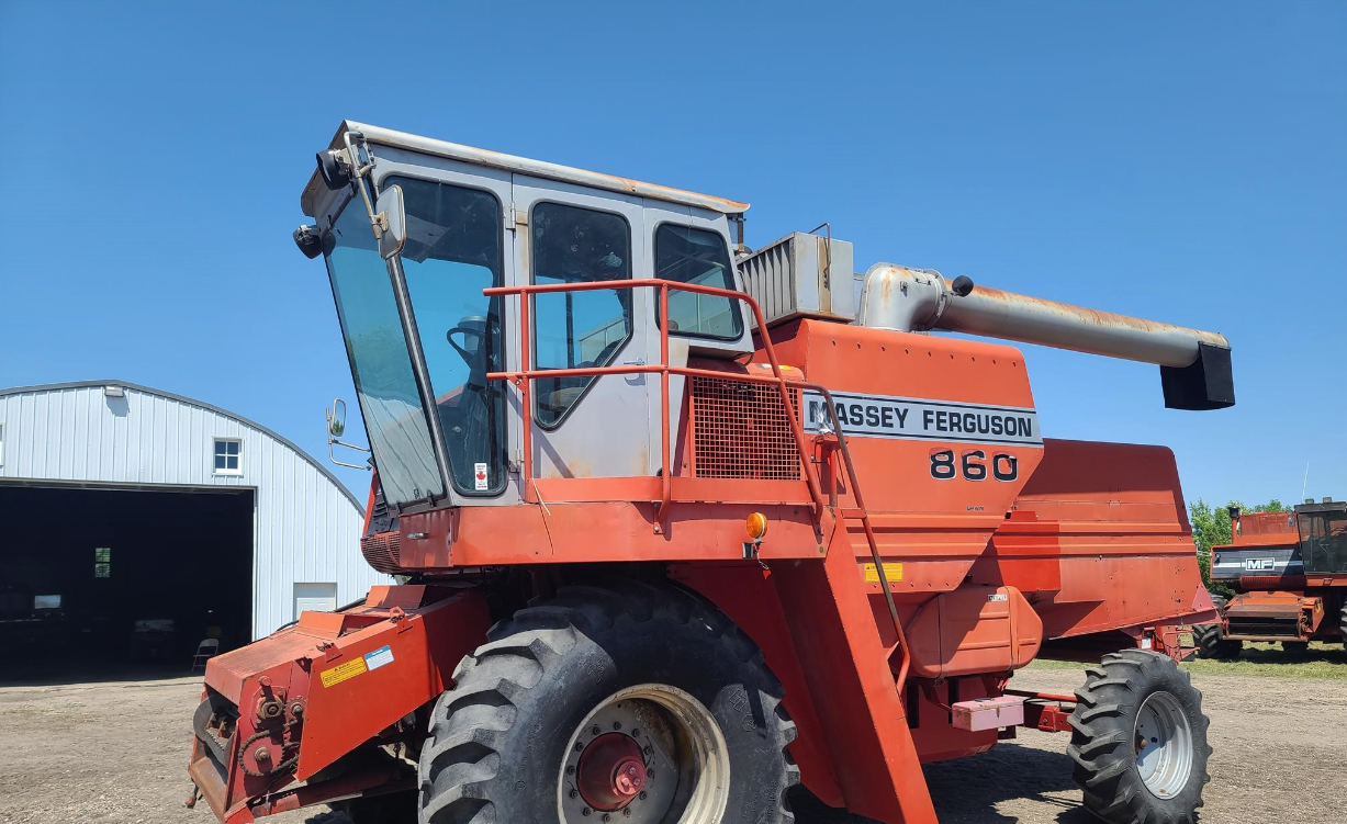 Massey Ferguson 860 — view 3