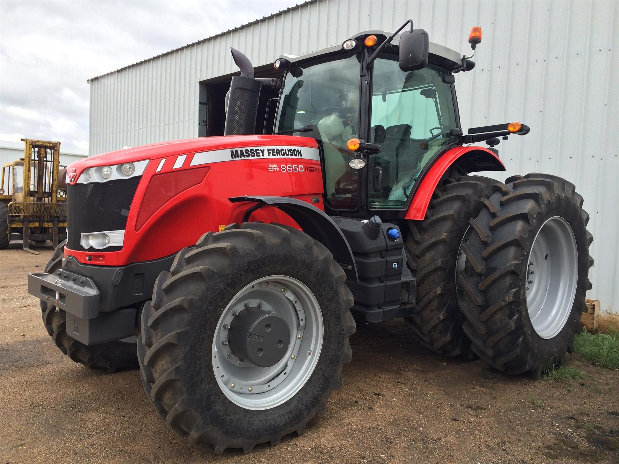 Massey Ferguson 8650 — view 2