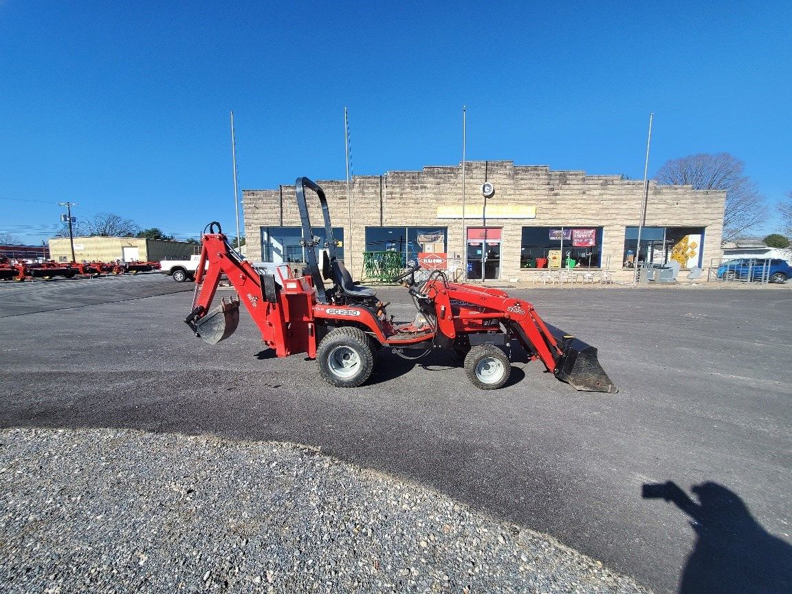 Massey Ferguson GC2310 Backhoe Loader