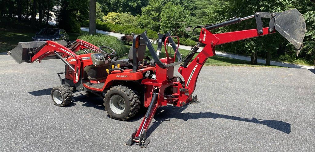 Massey Ferguson GC2610 Backhoe Loader