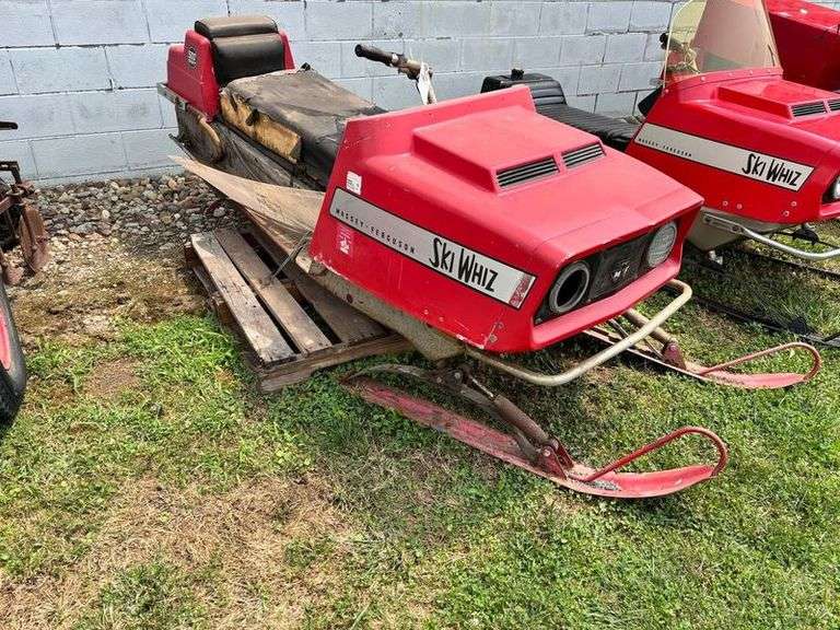 Massey Ferguson Ski Whiz 500SST
