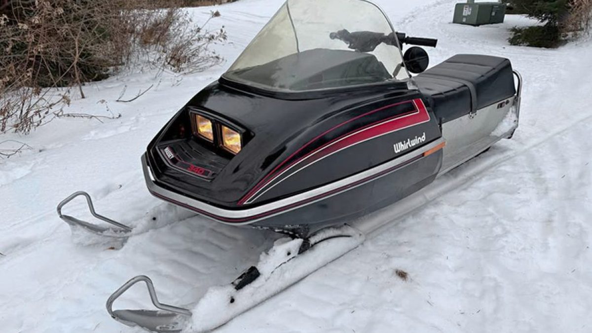 Massey Ferguson Whirlwind 340 Snowmobile