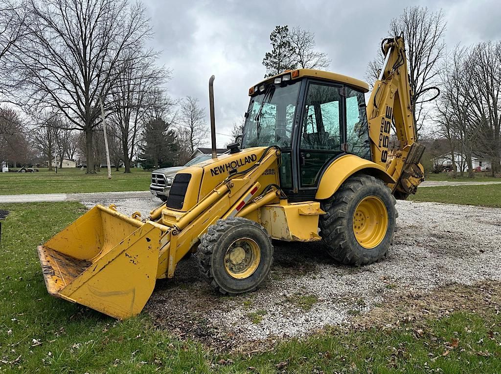 New Holland 655E — view 2
