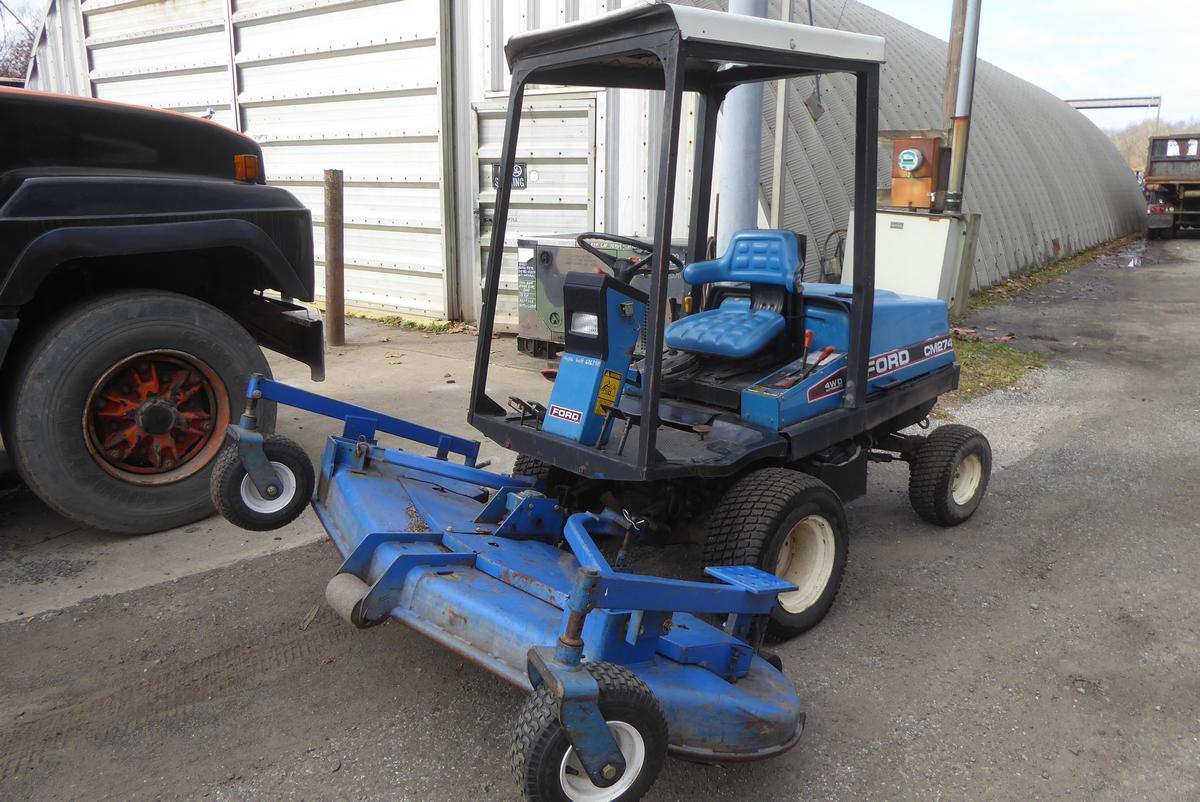 New Holland CM274