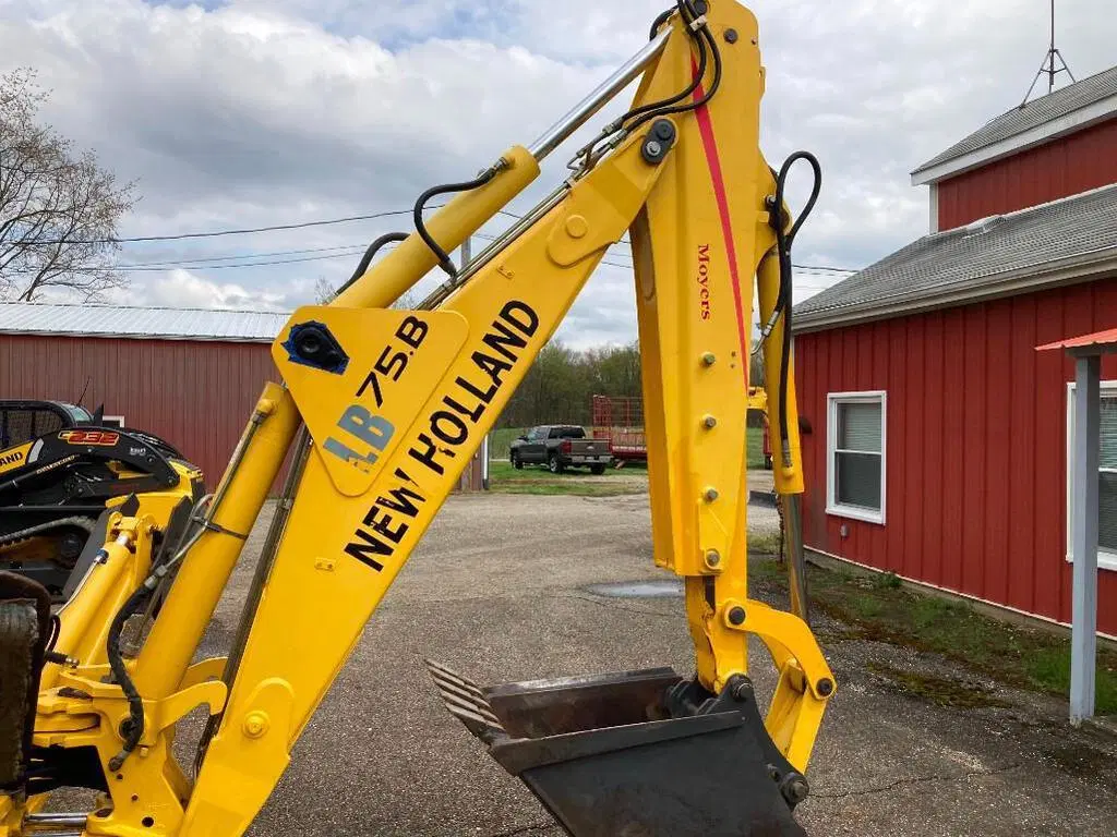 New Holland LB85 Backhoe Loader