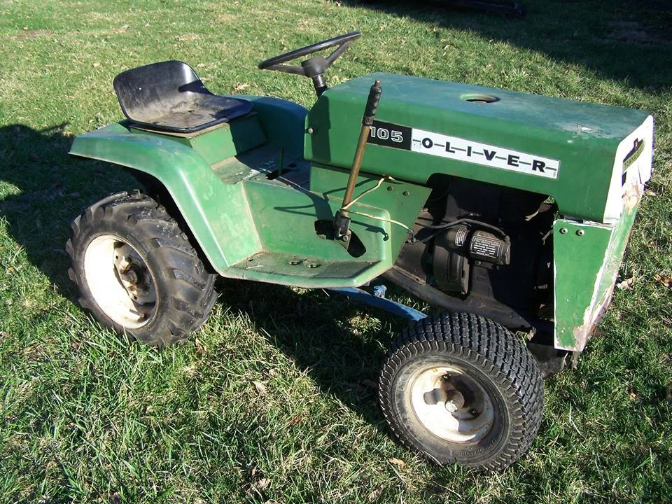 Oliver 105 Lawn Tractor