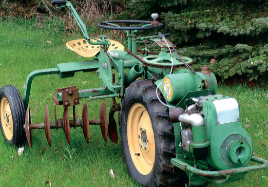 Page ZA12FM Lawn Tractor