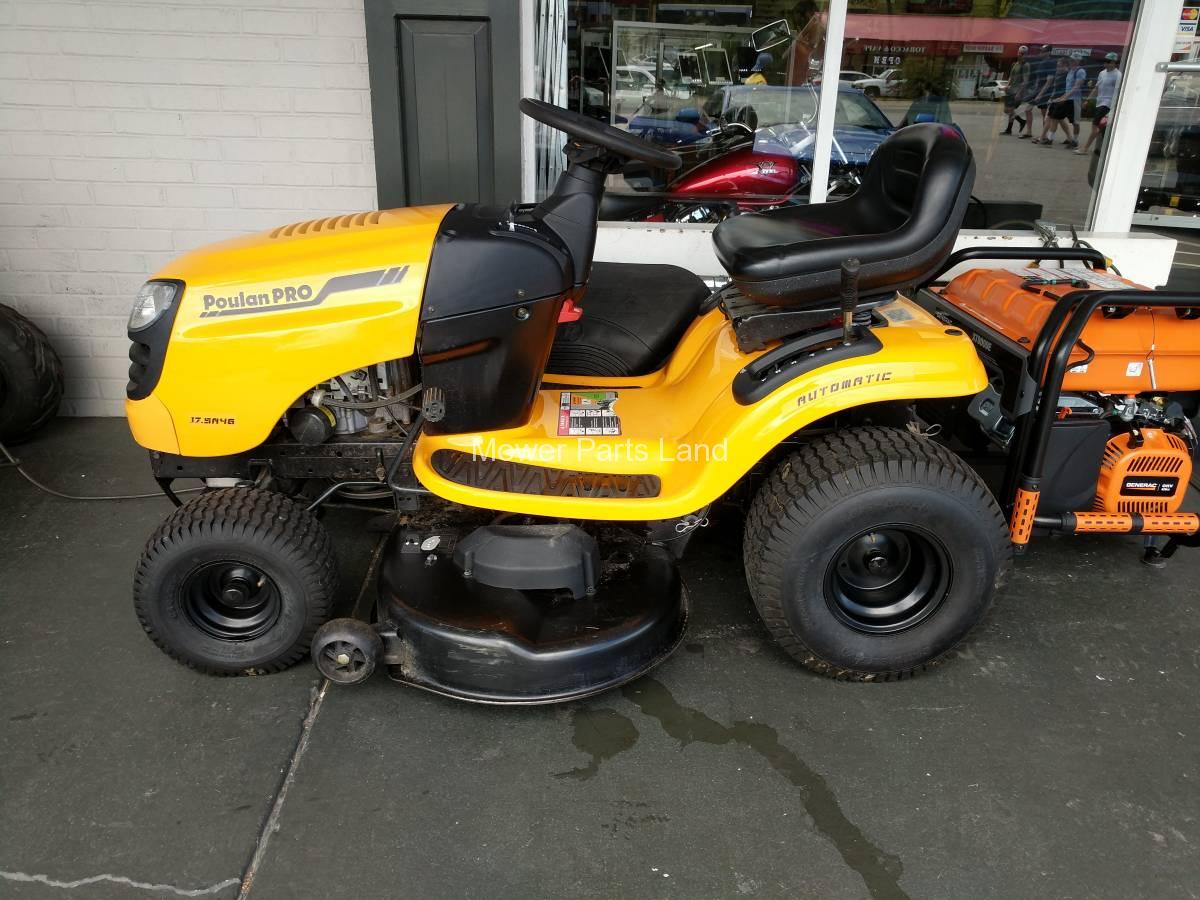 Poulan PB175A46 Lawn Tractor
