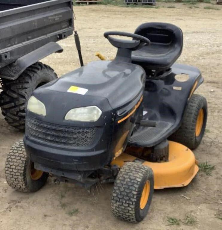Poulan PB185H42LT Lawn Tractor