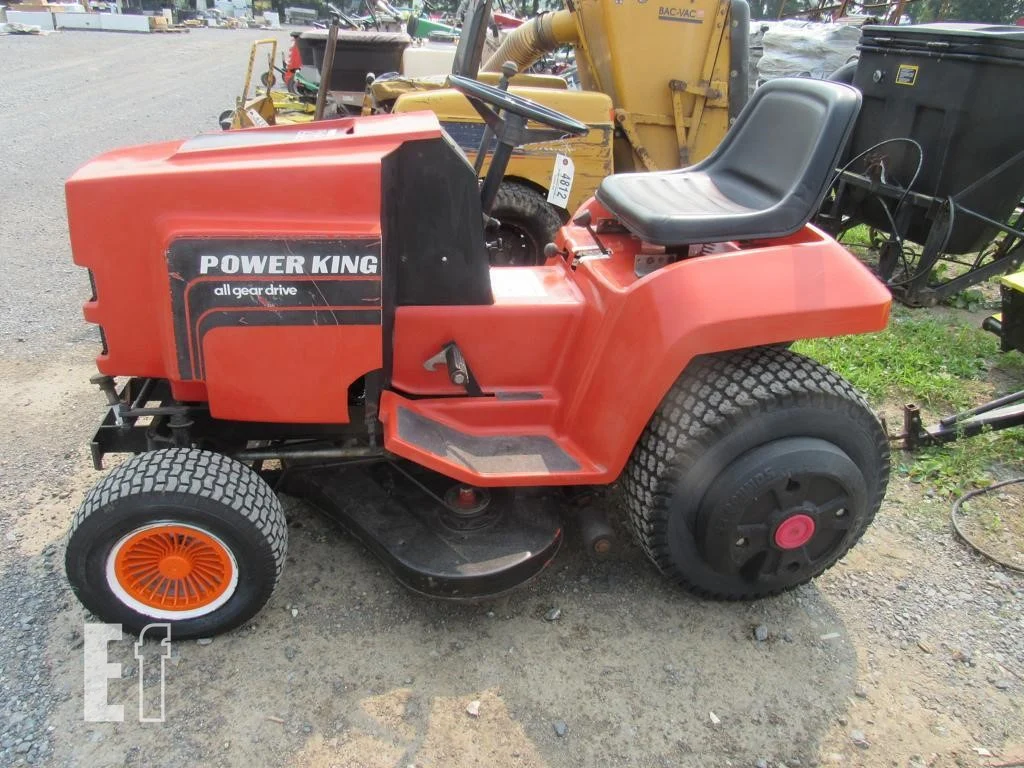 Power King 1212 Lawn Tractor