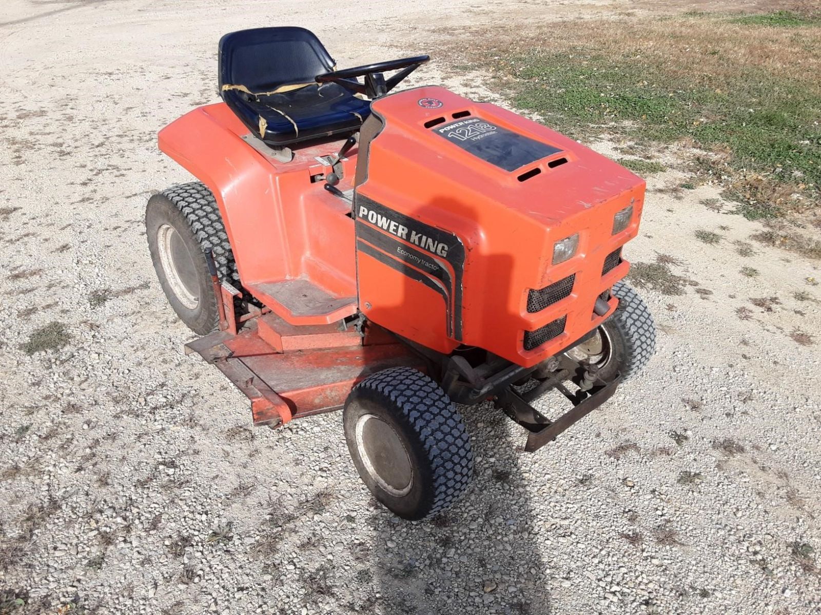 Power King 1214 Lawn Tractor