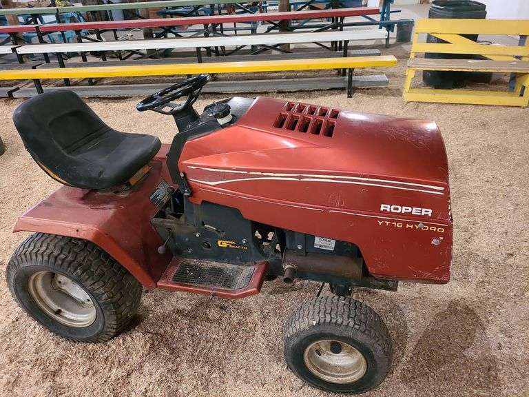 Roper YT16 Lawn Tractor