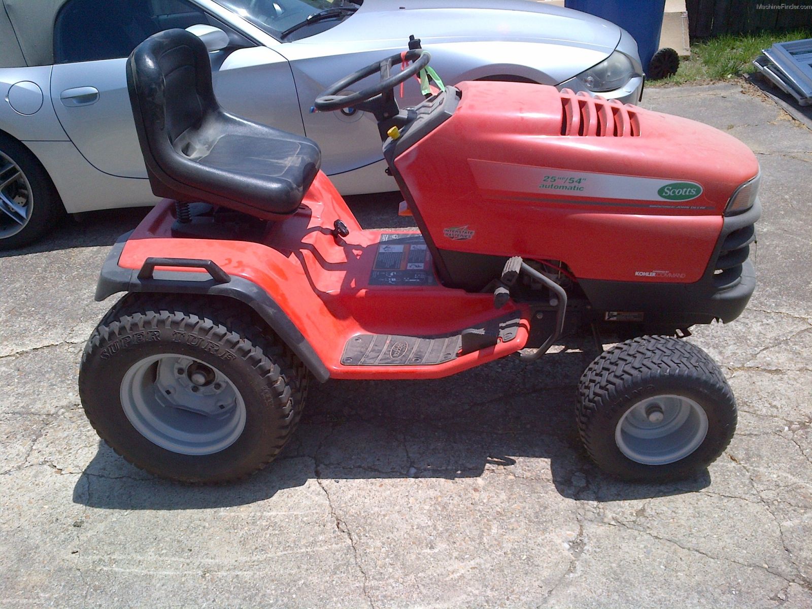 Scotts S2554 Lawn Tractor