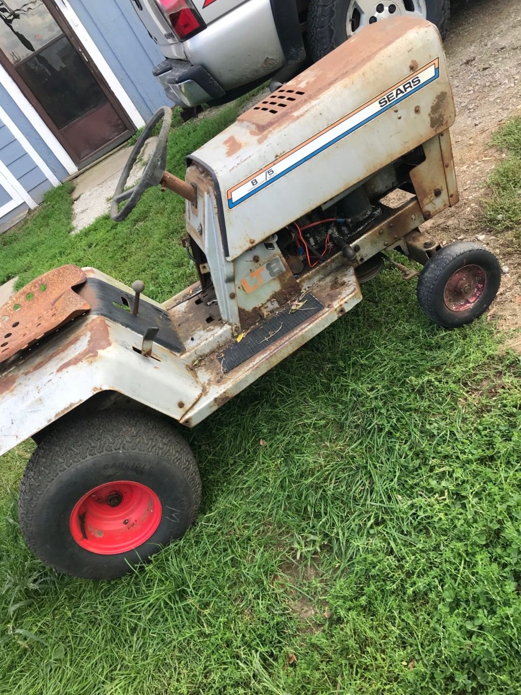 Sears LT/8 Lawn Tractor