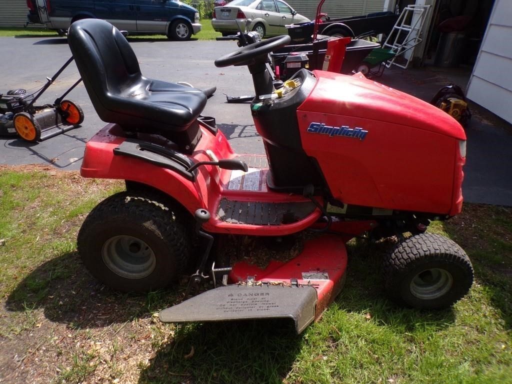 Simplicity CFC 20 Lawn Tractor
