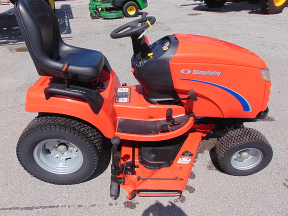 Simplicity Conquest 23/54 Lawn Tractor