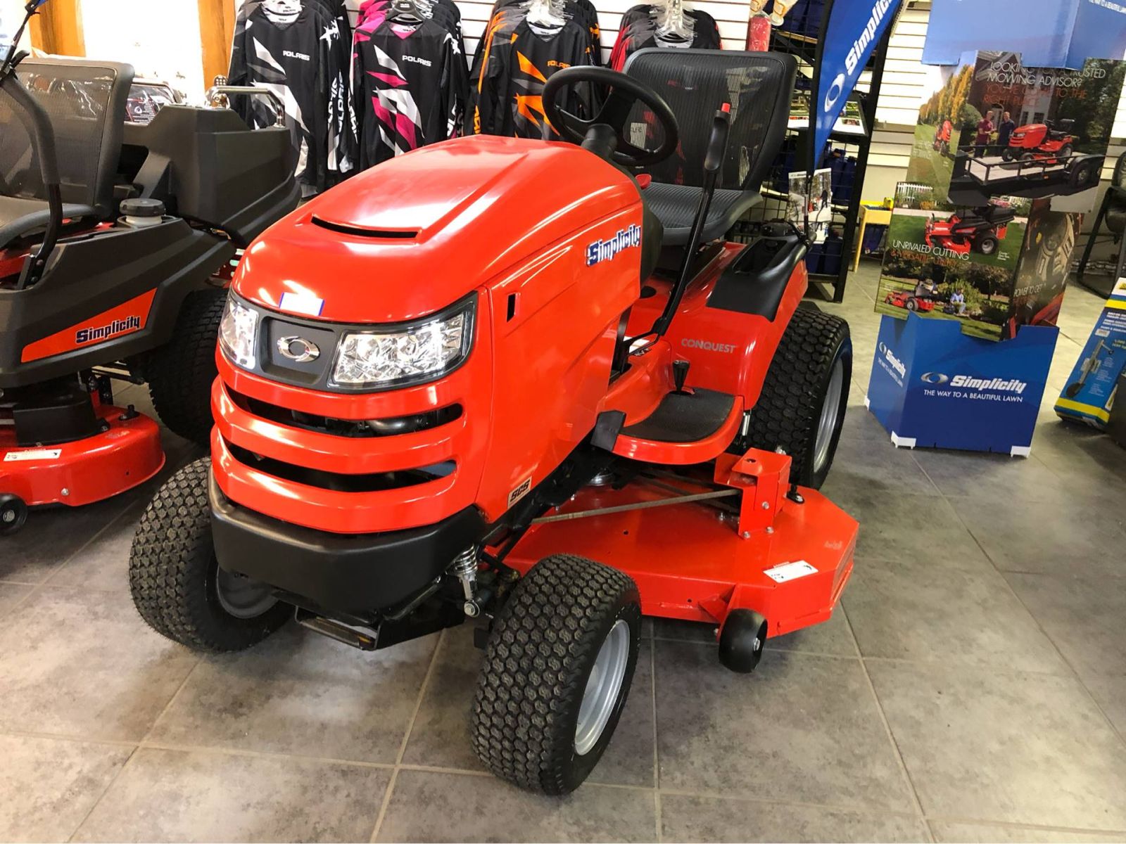 Simplicity Conquest 25/52 Lawn Tractor