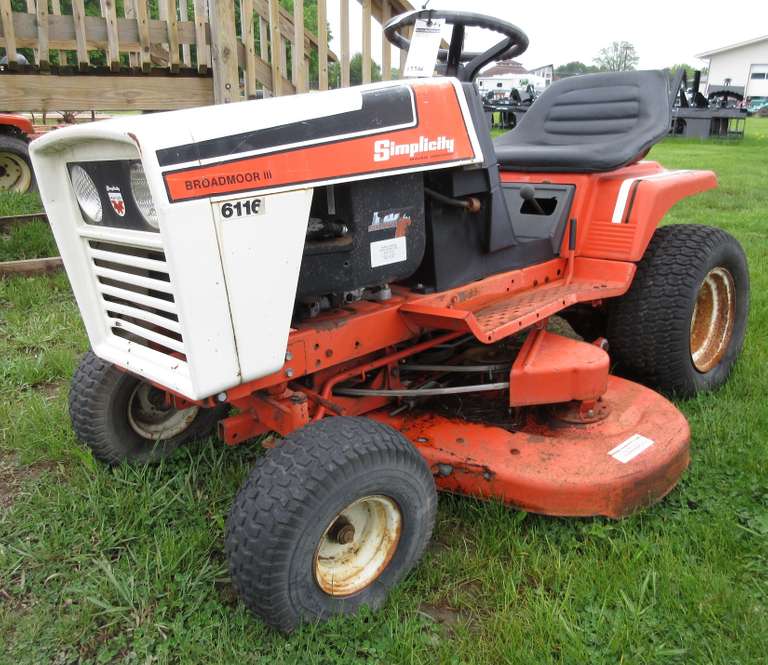 Simplicity Express 17H Lawn Tractor
