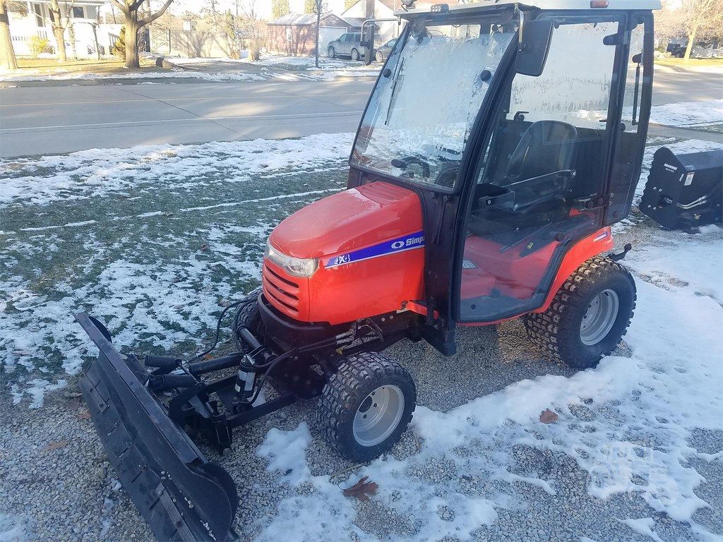 Simplicity Legacy XL 27 Lawn Tractor
