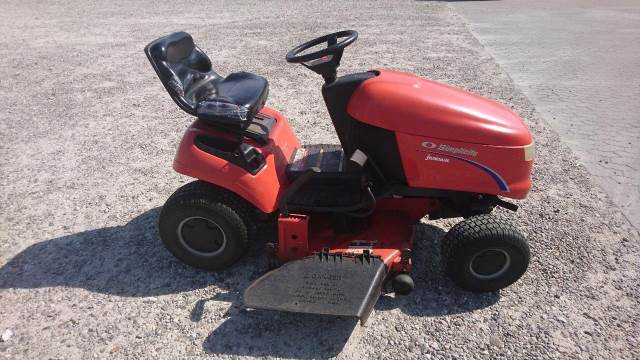 Simplicity Regent 14G Lawn Tractor