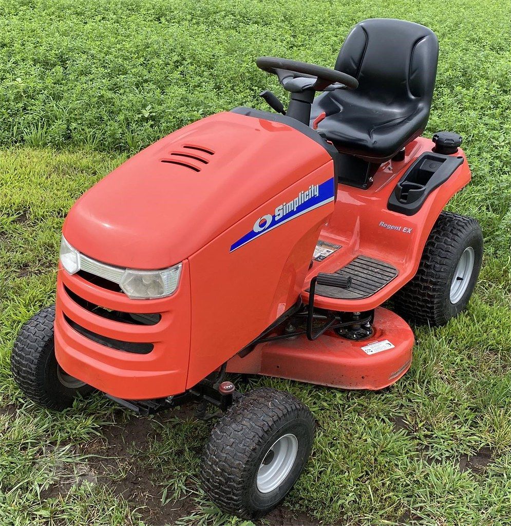 Simplicity Regent 21/42 Lawn Tractor