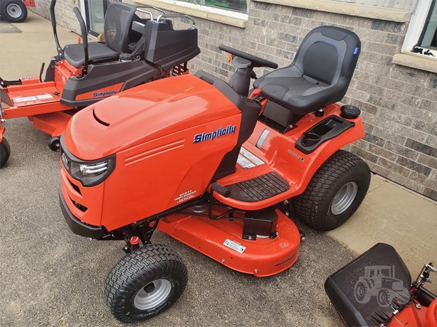 Simplicity Regent 25/44 Lawn Tractor