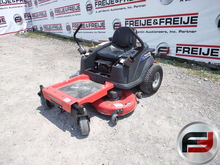 Simplicity ZT1500 18/42 Lawn Tractor